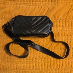 *Last Call!* Torrid Black Quilted Belt Bag NWOT Size 2
